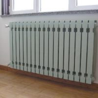 暖氣片與地暖對比